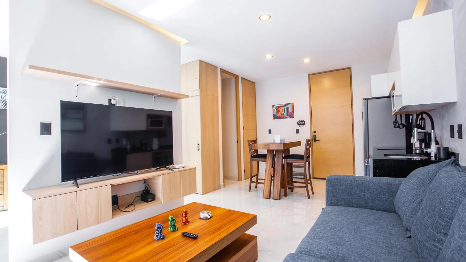 New Downtown Condo With Private Dipping Pool Πουέρτο Βαγιάρτα